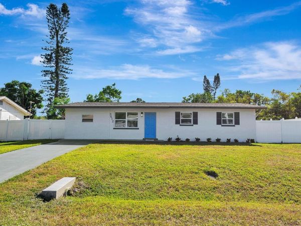 3612 46TH AVE DR W, BRADENTON, FL 34210