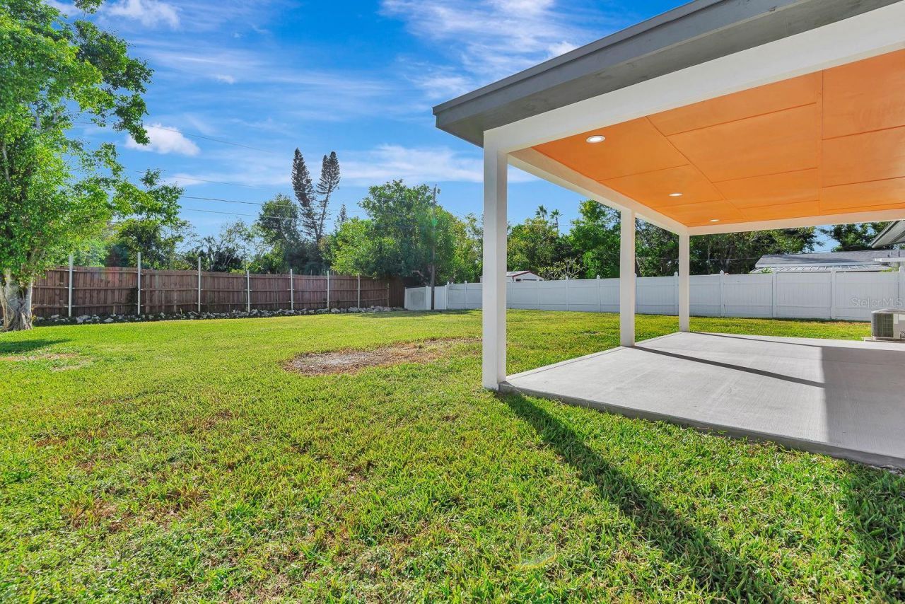 3612 46th Ave Dr W, Bradenton, FL 34210 Photo