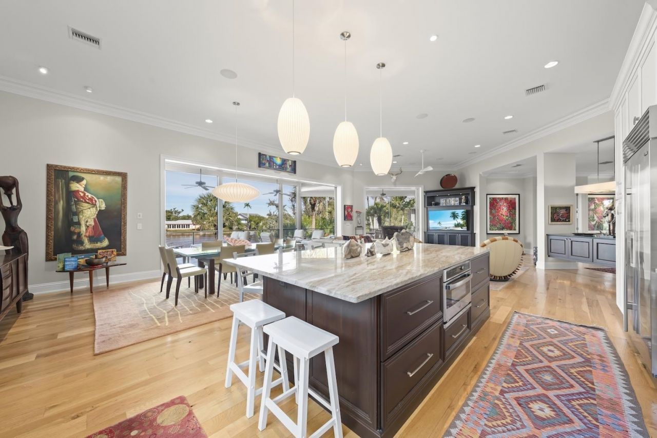 4383 Gulf Pines Drive, Sanibel, FL 33957 Photo