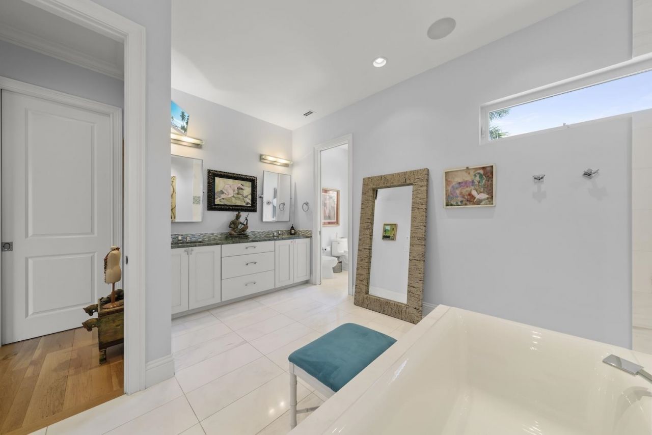 4383 Gulf Pines Drive, Sanibel, FL 33957 Photo