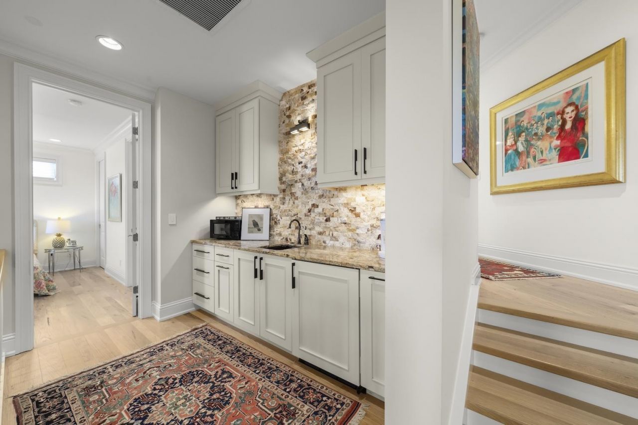 4383 Gulf Pines Drive, Sanibel, FL 33957 Photo