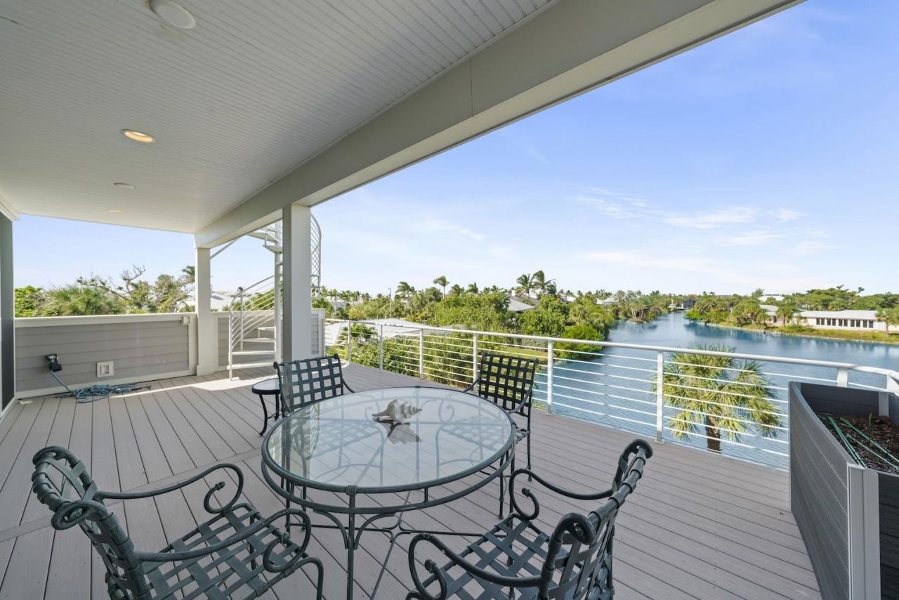 4383 Gulf Pines Drive, Sanibel, FL 33957 Photo