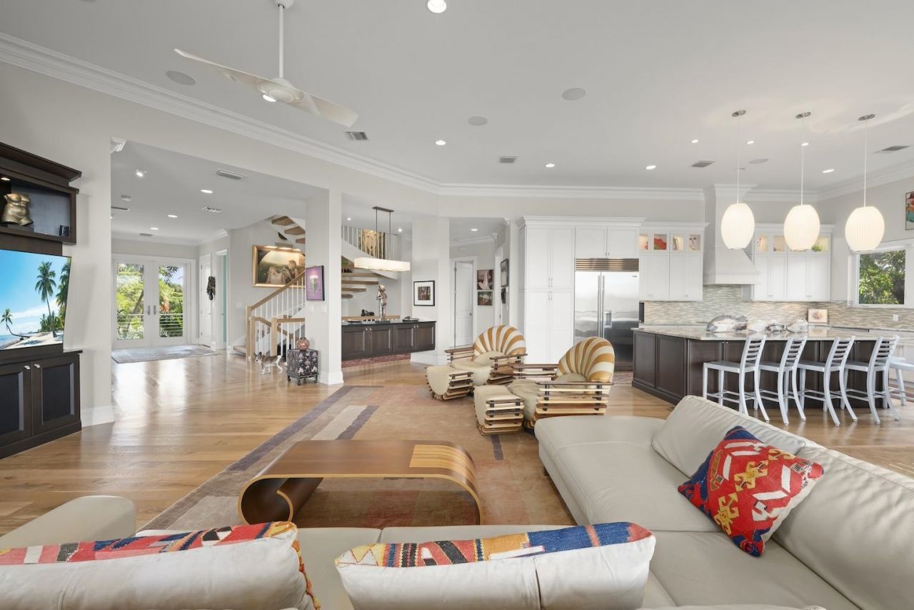 4383 Gulf Pines Drive, Sanibel, FL 33957 Photo