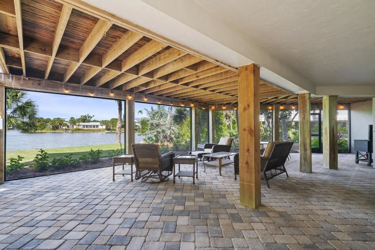 4383 Gulf Pines Drive, Sanibel, FL 33957 Photo