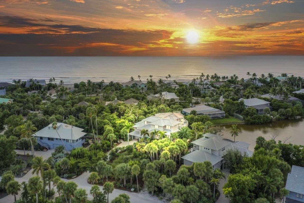 4383 Gulf Pines Drive, Sanibel, FL 33957 Photo