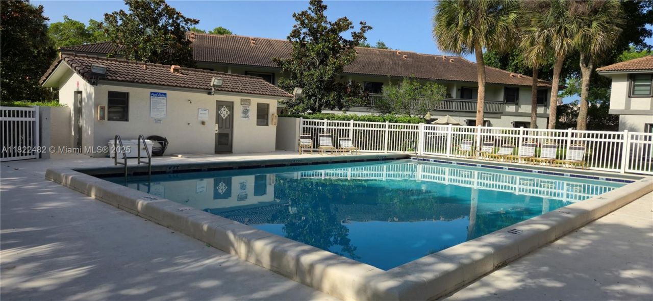 9750 NW 14th St, Unit 30-5, Coral Springs, FL 33071 Photo