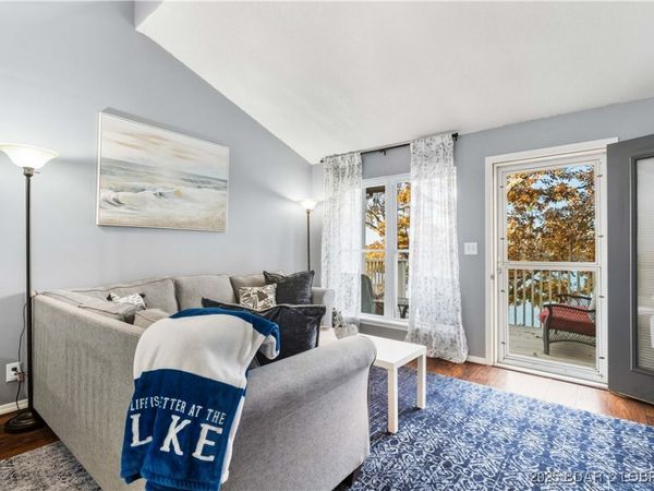 875 Parkside Place, Unit 402D, Osage Beach, MO 65065