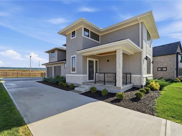 1303 Larson Avenue, Warrensburg, MO 64093