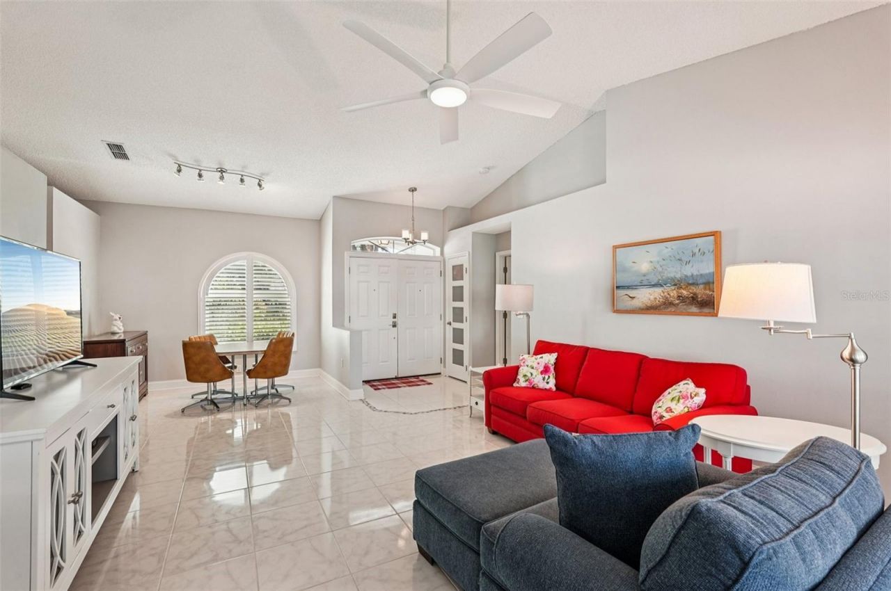 3821 Garden Lakes Estates Drive, Bradenton, FL 34203 Photo