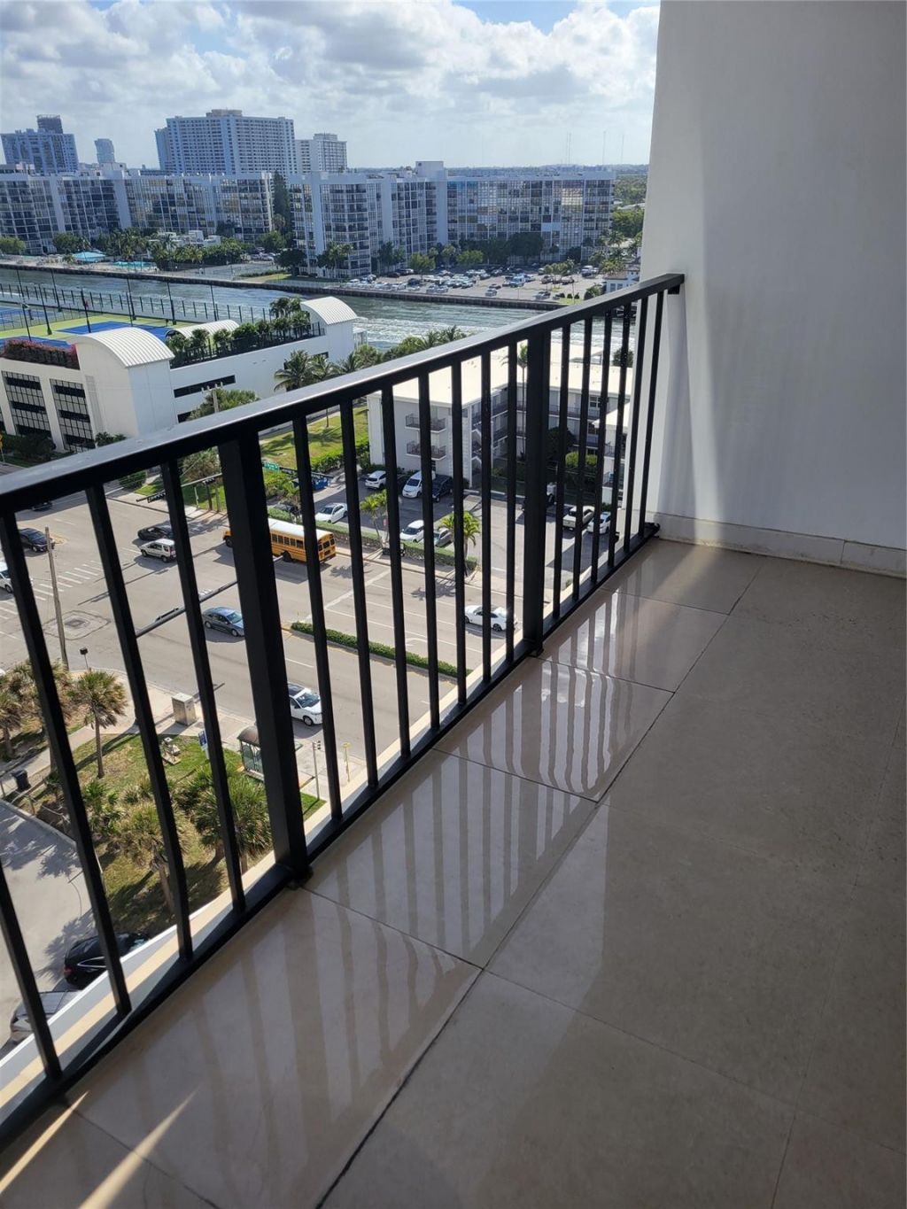 2401 S Ocean Drive, Unit 1108, Hollywood, FL 33019 Photo