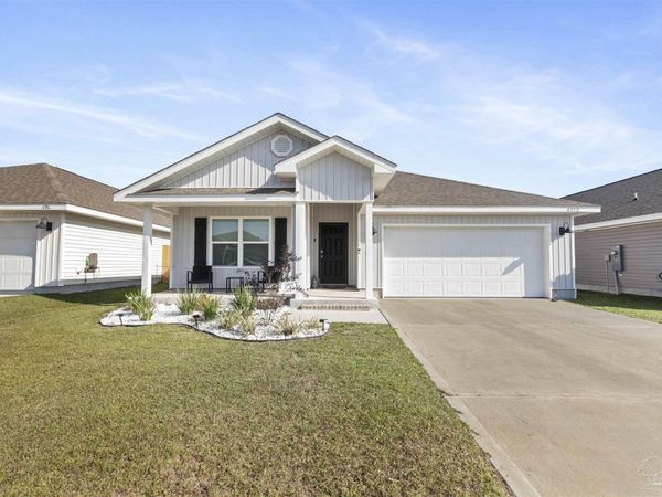 4352 White Birch Ct, Pace, FL 32571