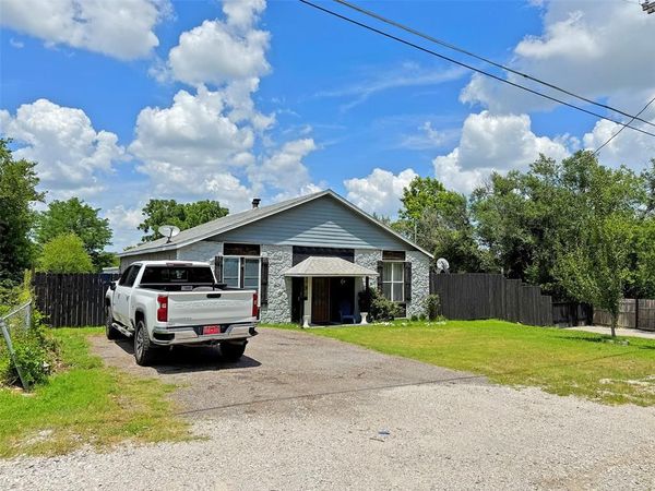 5219 E Latimer Street, Tulsa, OK 74115