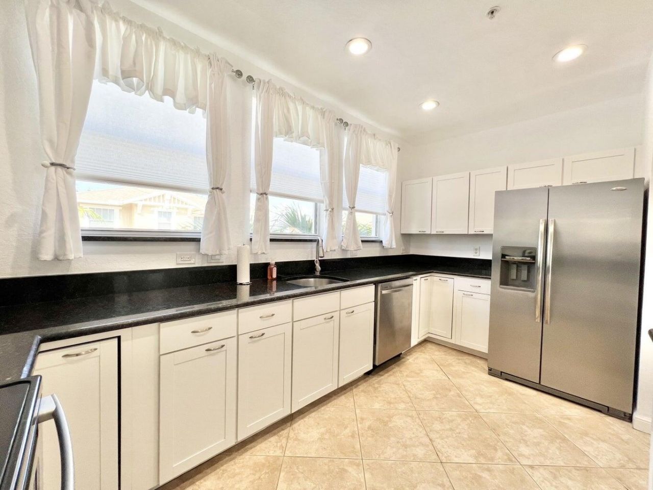 840 Marina Del Ray Lane, Unit 2, West Palm Beach, FL 33401 Photo