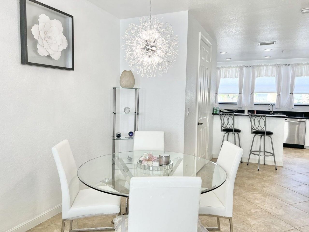 840 Marina Del Ray Lane, Unit 2, West Palm Beach, FL 33401 Photo