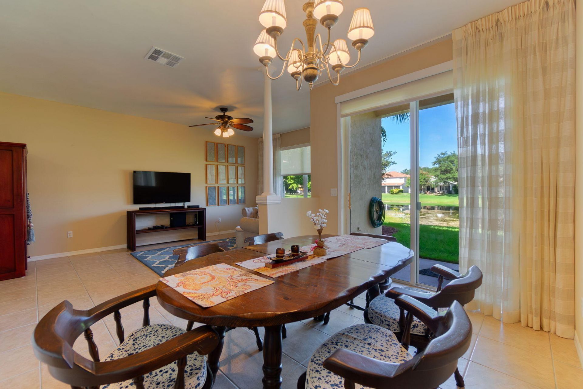 213 River Bluff Lane, Royal Palm Beach, FL 33411 Photo