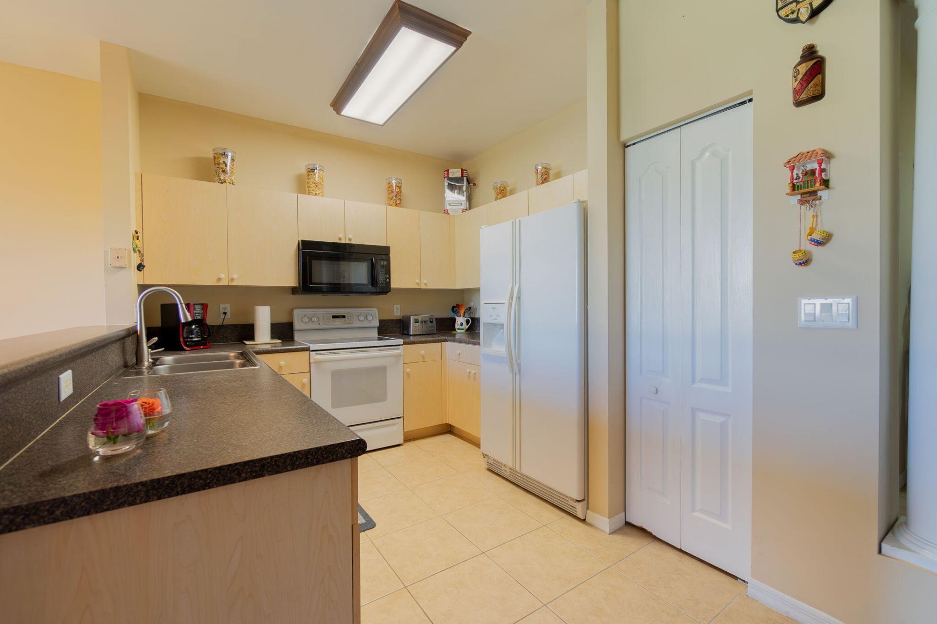 213 River Bluff Lane, Royal Palm Beach, FL 33411 Photo