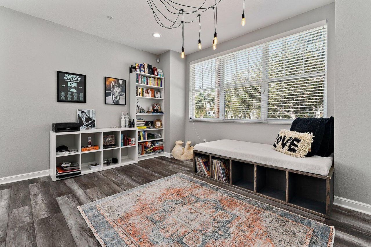 500 Pacific Grove Drive, Unit 8, West Palm Beach, FL 33401 Photo