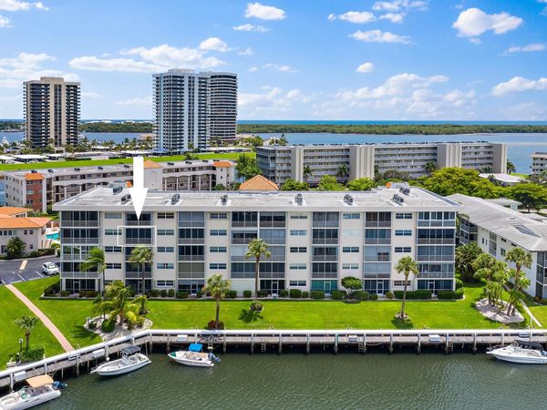 29 Yacht Club Drive, Unit 407, North Palm Beach, FL 33408