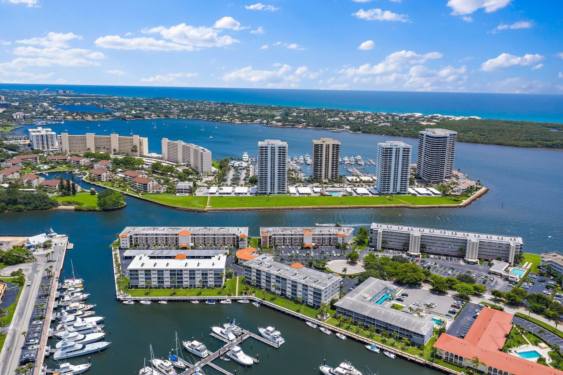 29 Yacht Club Drive, Unit 407, North Palm Beach, FL 33408 Photo