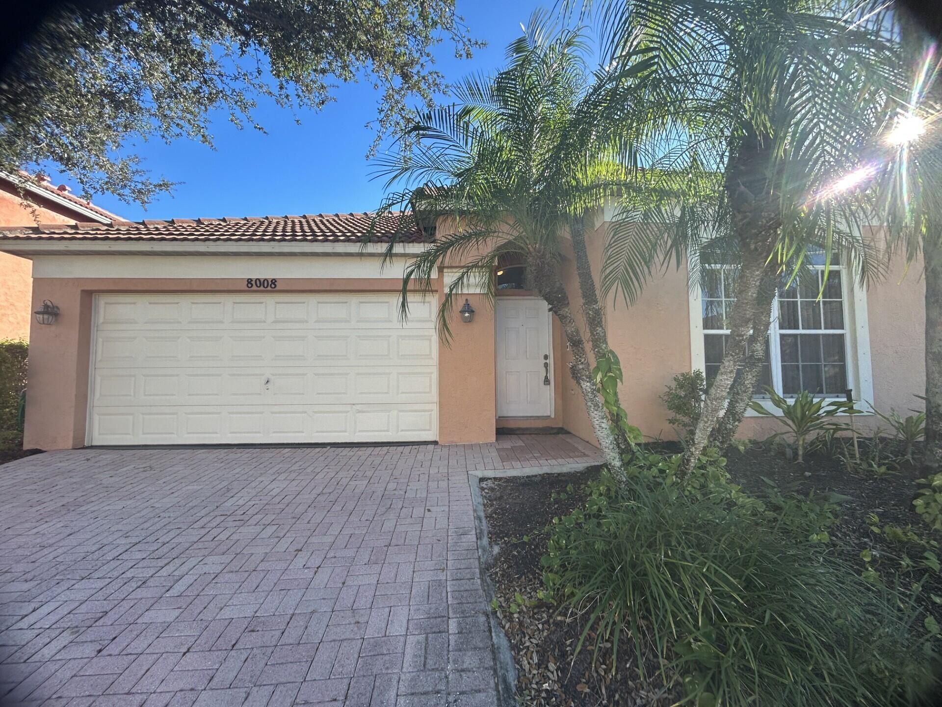 8008 Via Hacienda, Palm Beach Gardens, FL 33418 Photo