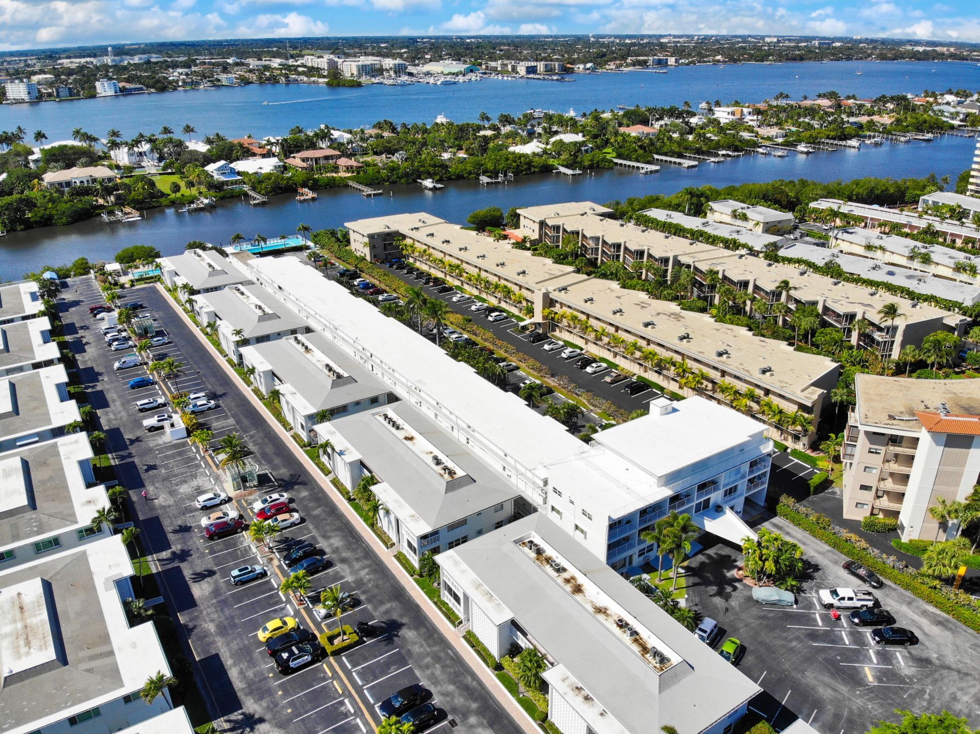 4201 S Ocean Boulevard, Unit J4, South Palm Beach, FL 33480 Photo