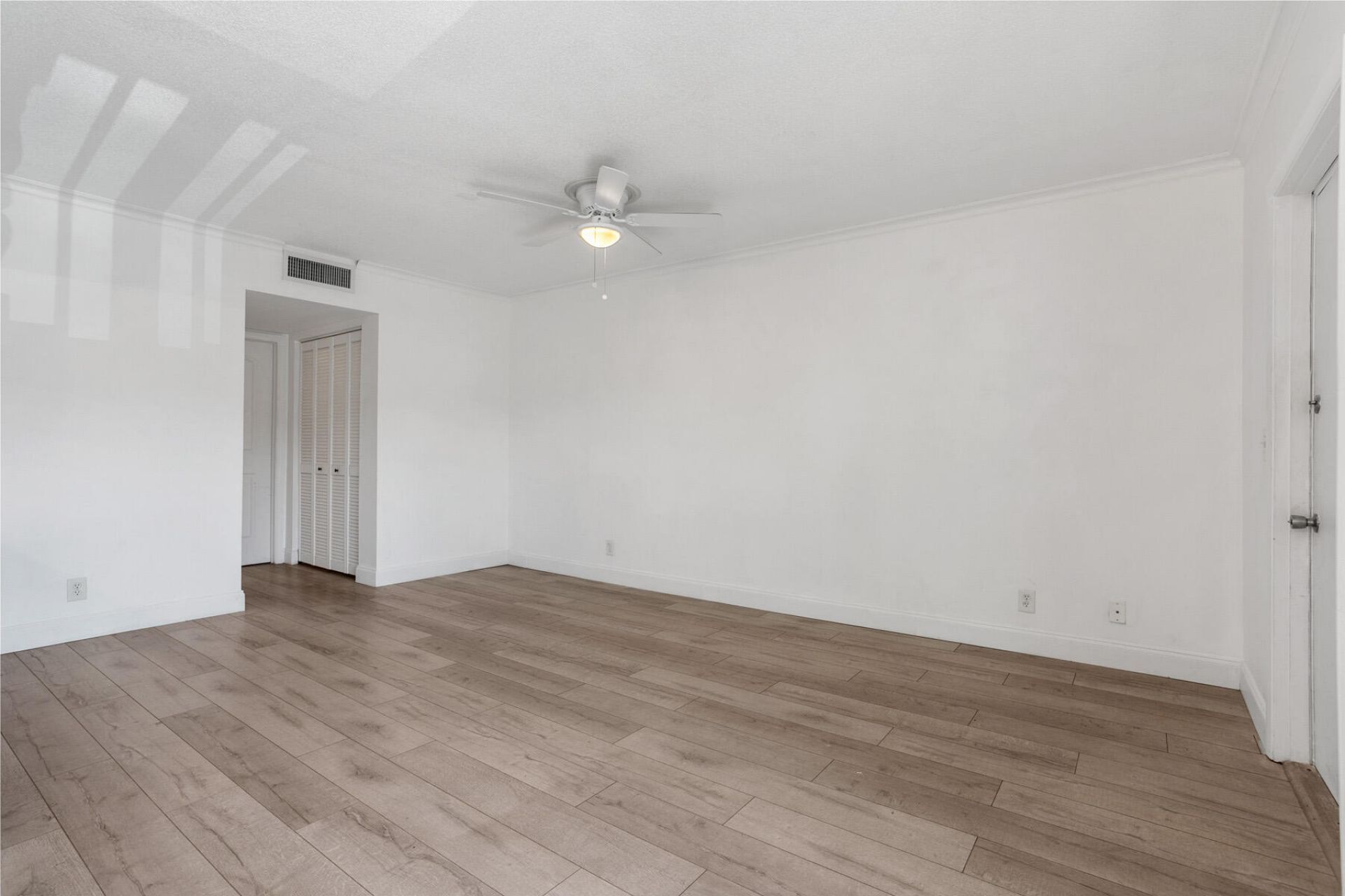 4201 S Ocean Boulevard, Unit J4, South Palm Beach, FL 33480 Photo