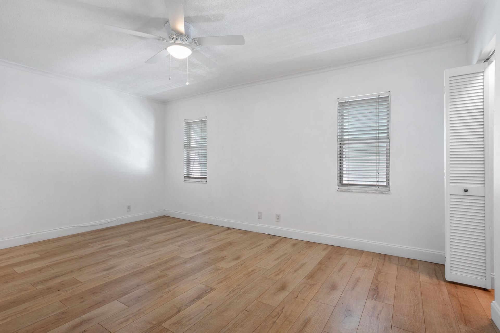 4201 S Ocean Boulevard, Unit J4, South Palm Beach, FL 33480 Photo