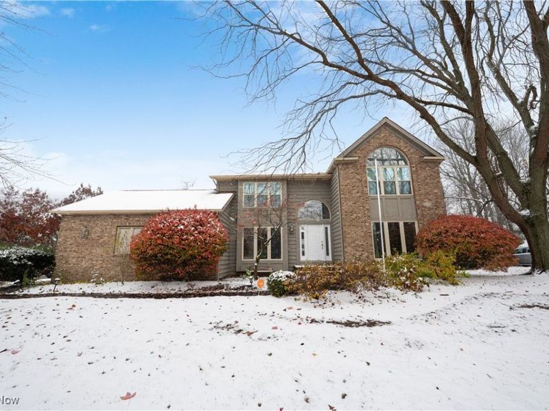 363 Miner Road, Highland Heights, OH 44143 Photo 1