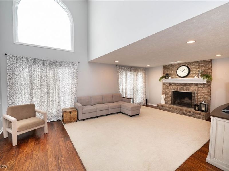 363 Miner Road, Highland Heights, OH 44143 Photo 11