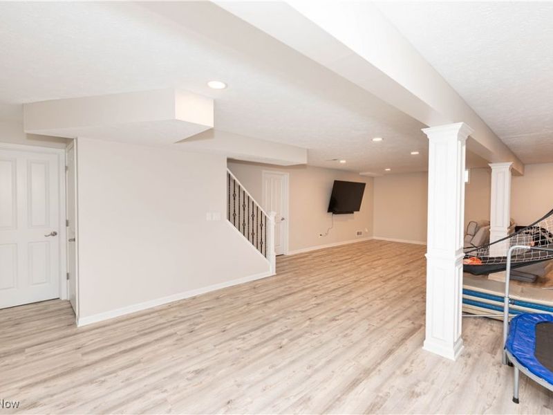 363 Miner Road, Highland Heights, OH 44143 Photo 41