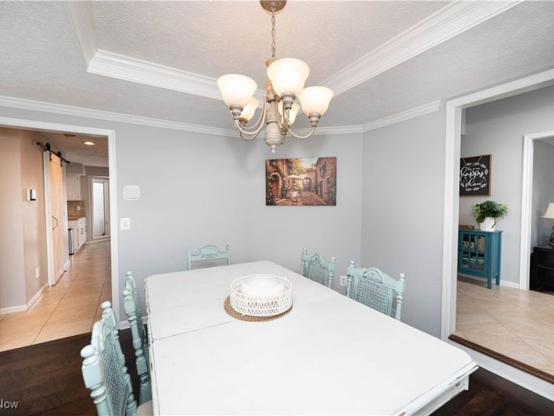 363 Miner Road, Highland Heights, OH 44143 Photo 9