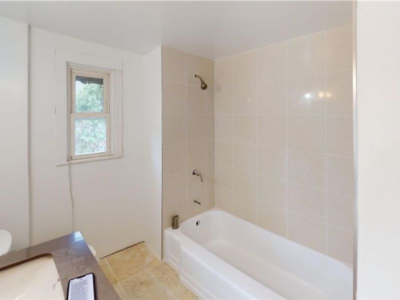 1085 Chalker Street, Akron, OH 44310 Photo 12