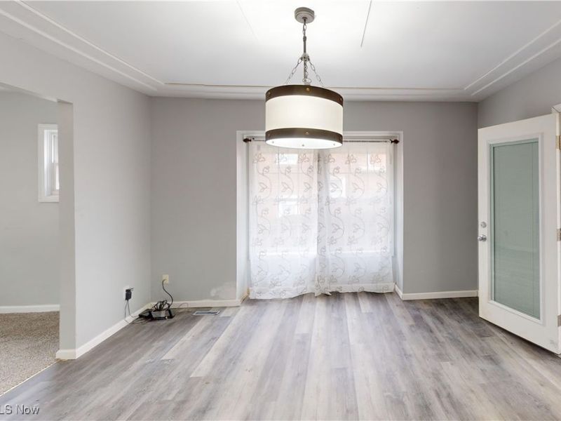 1085 Chalker Street, Akron, OH 44310 Photo 5