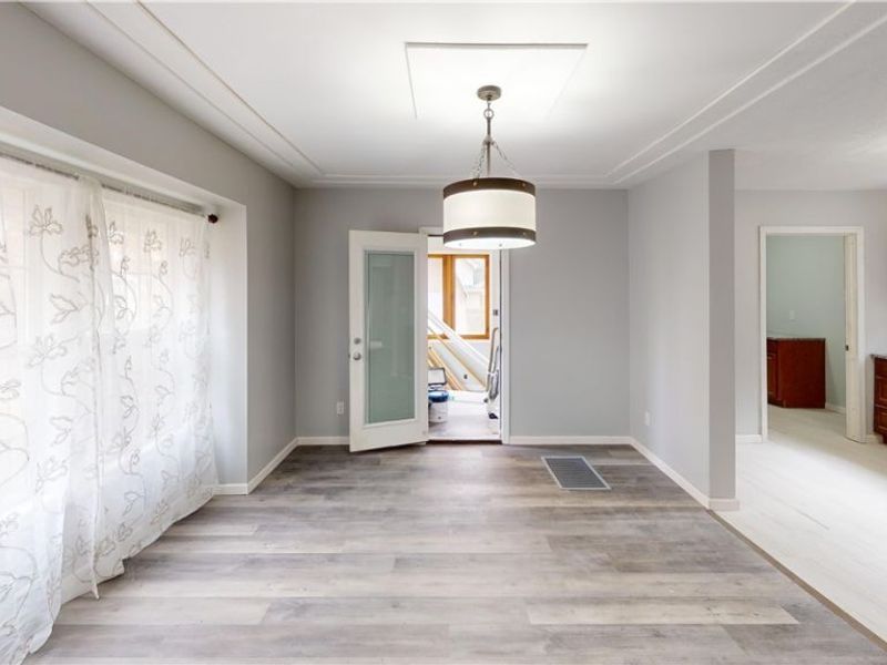 1085 Chalker Street, Akron, OH 44310 Photo 6