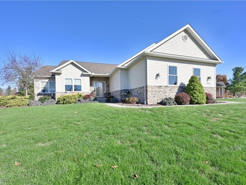 4833 Mandarin Drive, Seville, OH 44273 Photo 1