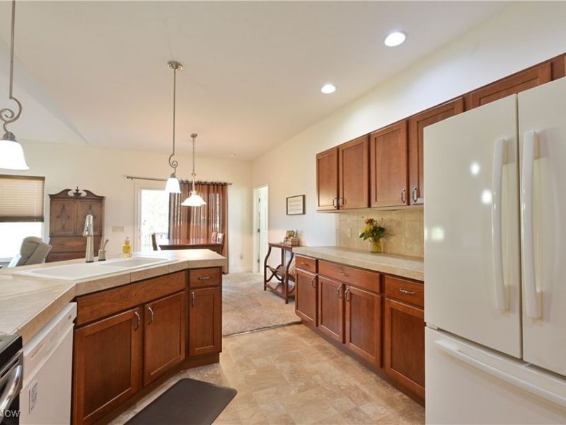 4833 Mandarin Drive, Seville, OH 44273 Photo 14