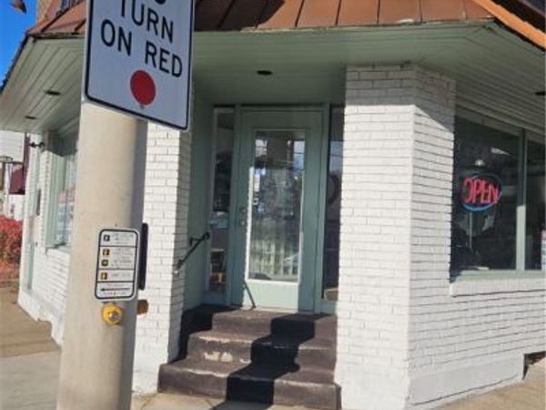 2215 Ardmore Blvd , Unit 1, Forest Hills, PA 15221