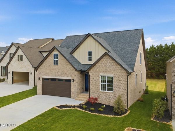 8118 Carolina Cherry Lane, Knoxville, TN 37919