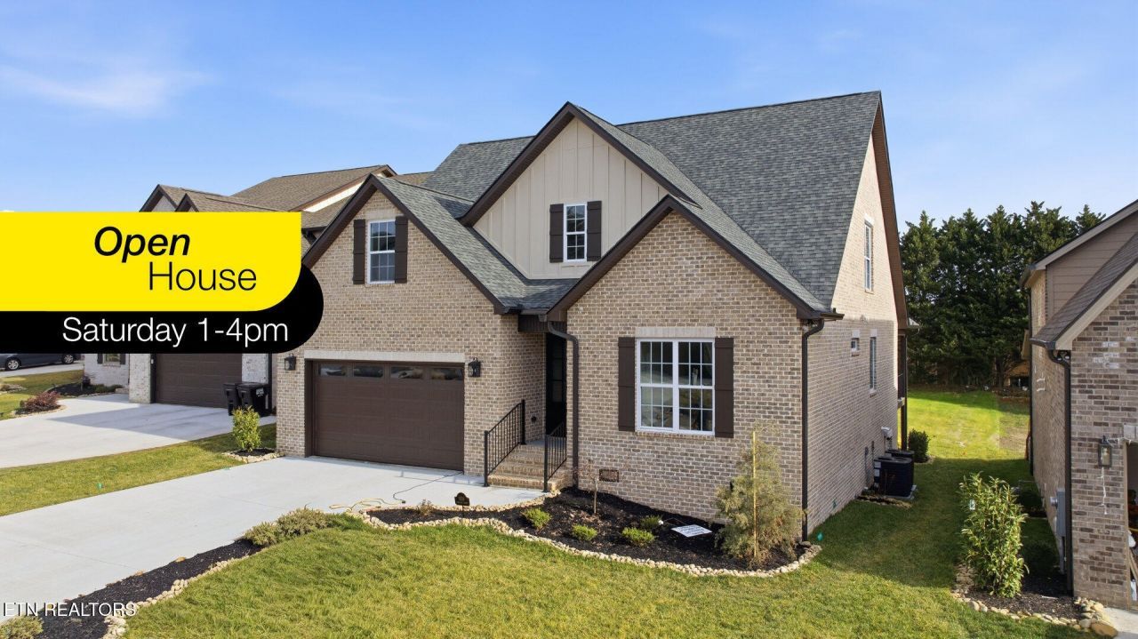 8118 Carolina Cherry Lane, Knoxville, TN 37919 Main Photo