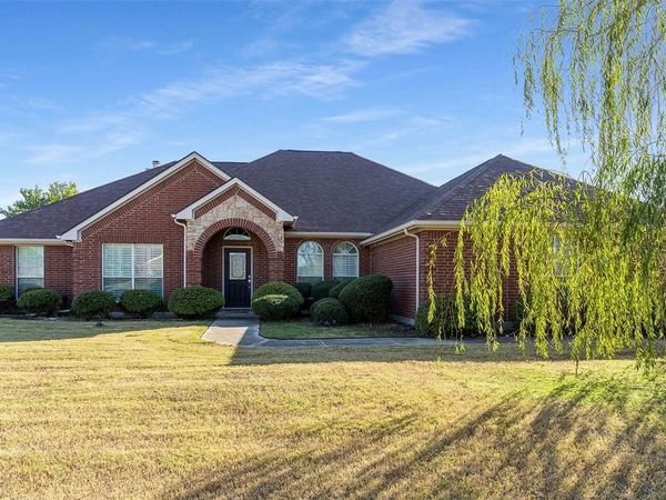 2605 Pin Oak Lane, St. Paul, TX 75098