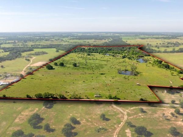 11701 Bowden Road , Lipan, TX 76462