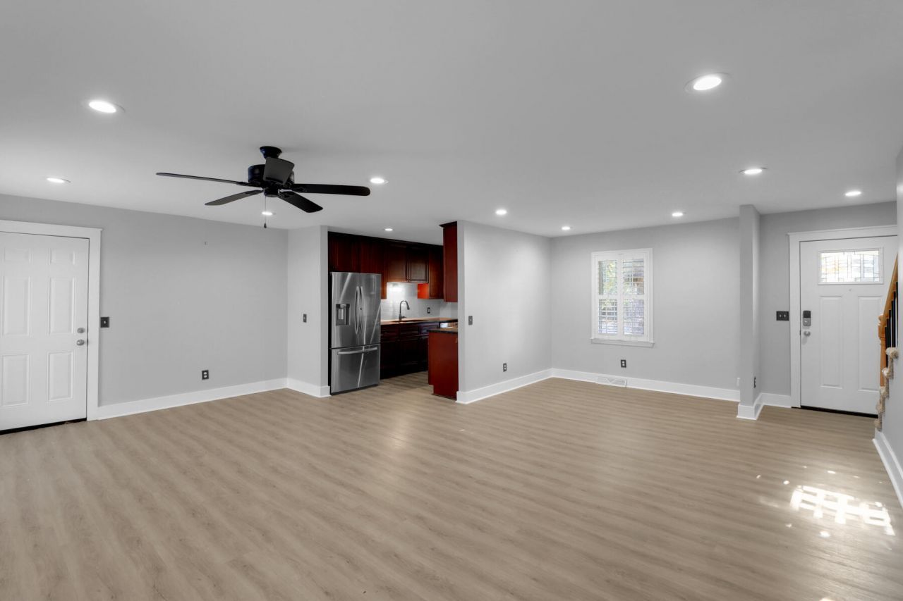 1944 Woodland Road Photo 11