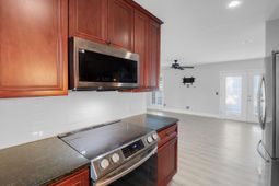 1944 Woodland Road photo 4