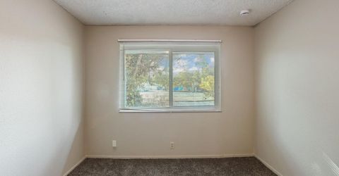 25523 E Groves Rd, Farmington, CA 95230 Photo