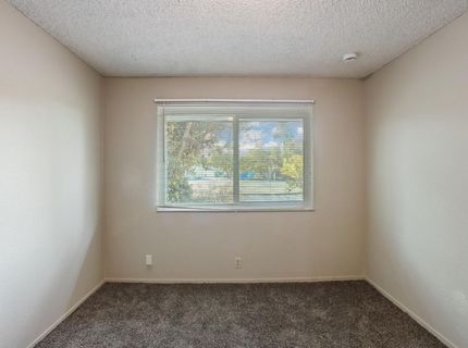 25523 E Groves Rd, Farmington, CA 95230 Photo