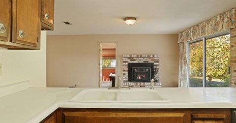 25523 E Groves Rd, Farmington, CA 95230 Photo