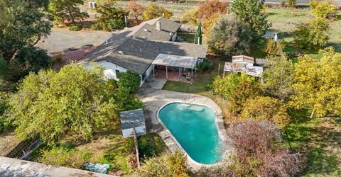 25523 E Groves Rd, Farmington, CA 95230 Photo