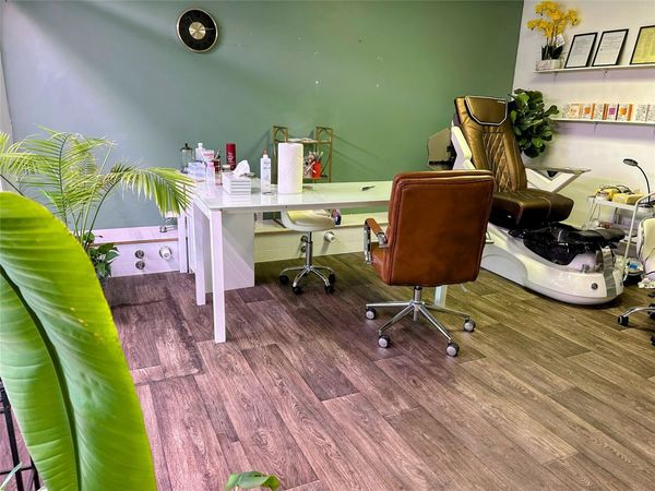 119 19th Street, Unit 205, West Des Moines, IA 50265