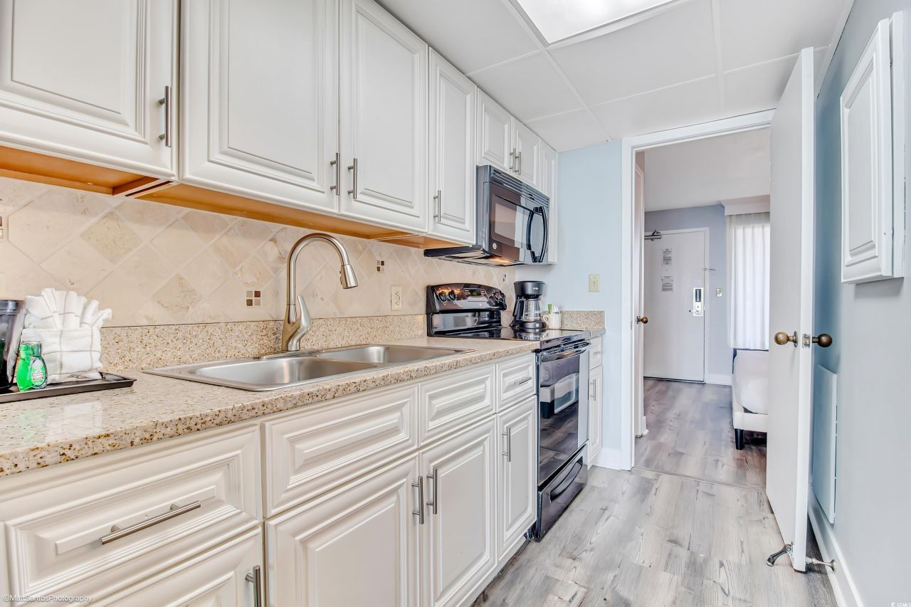 3000 N Ocean Blvd. Photo 16