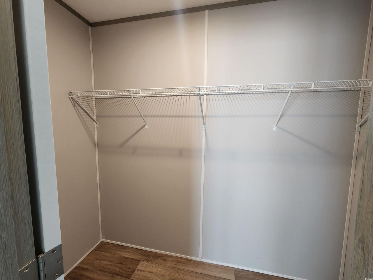 2004 Warren's Loop Photo 14